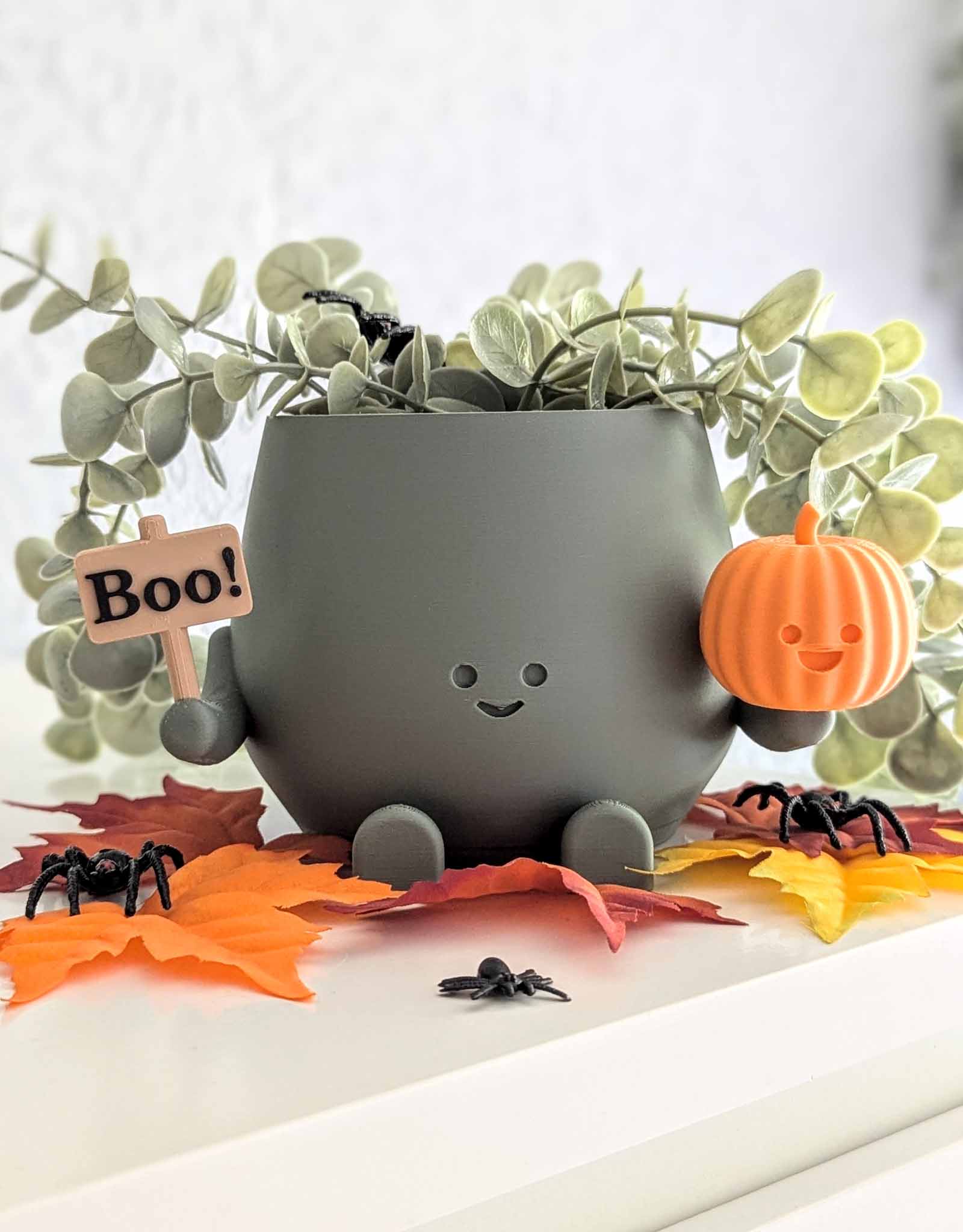 Happy Halloween plant pot