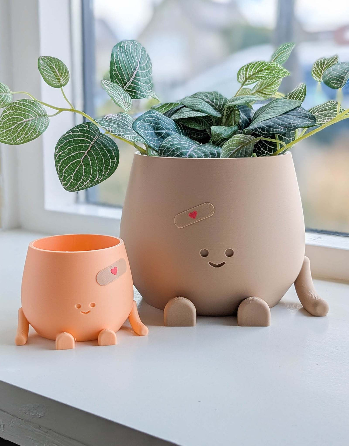 Happy imperfect plant pot