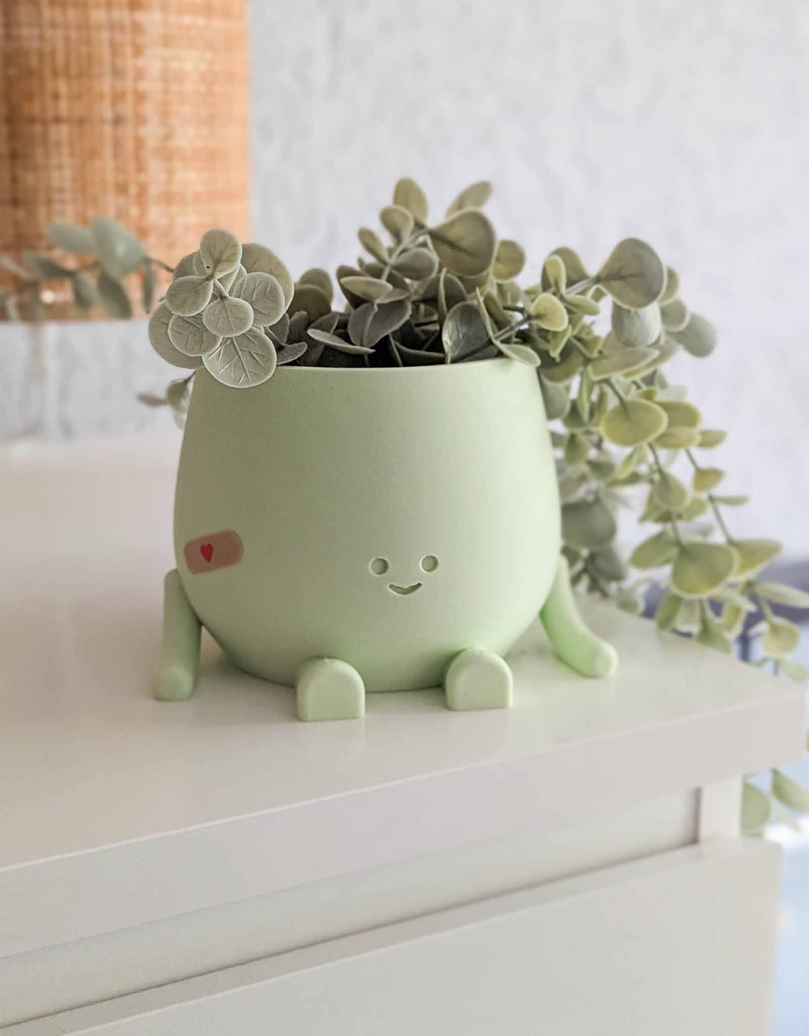 Happy imperfect plant pot