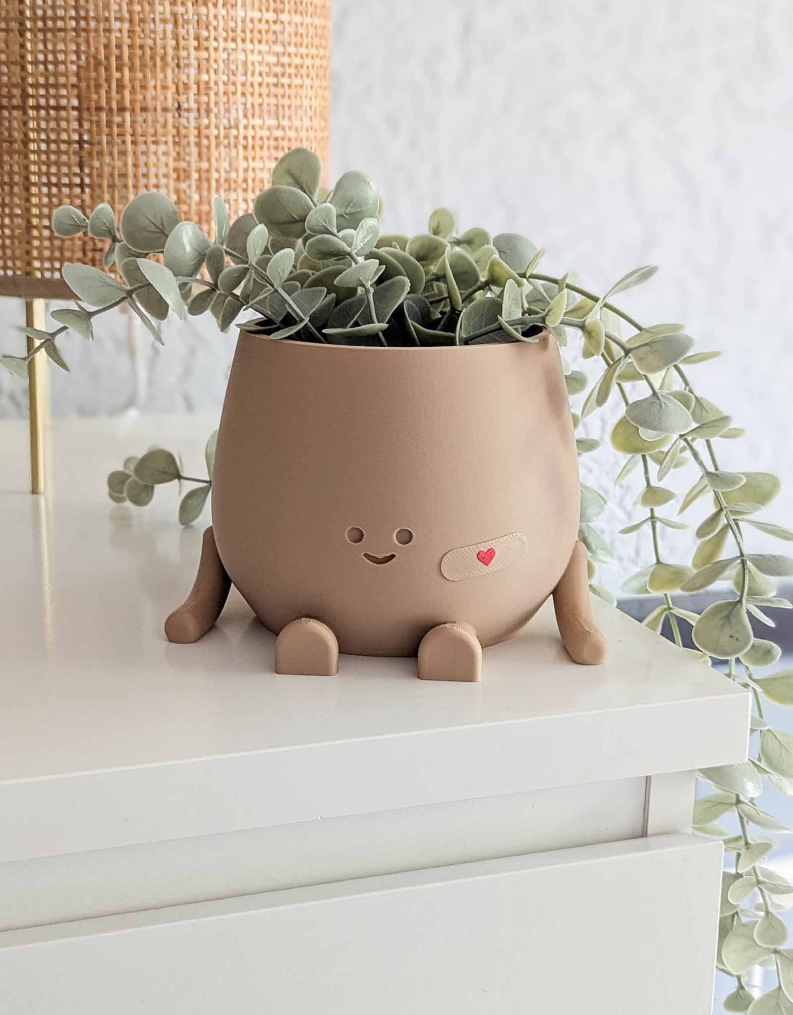 Happy imperfect plant pot