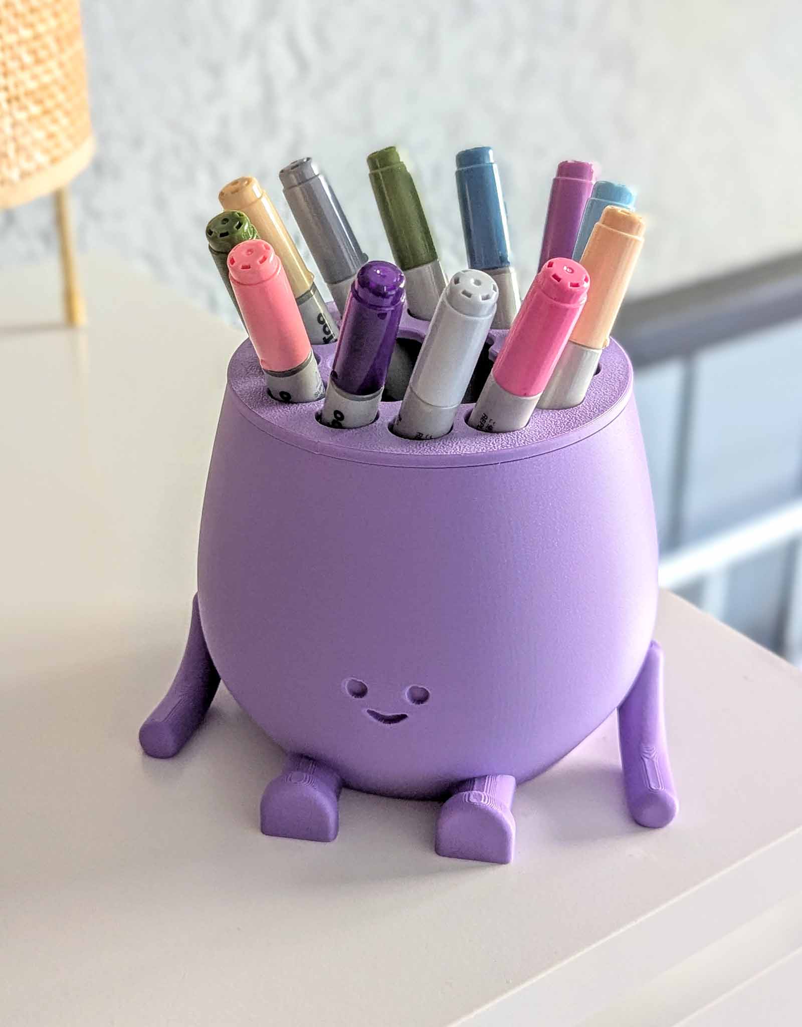 Happy pencil holder