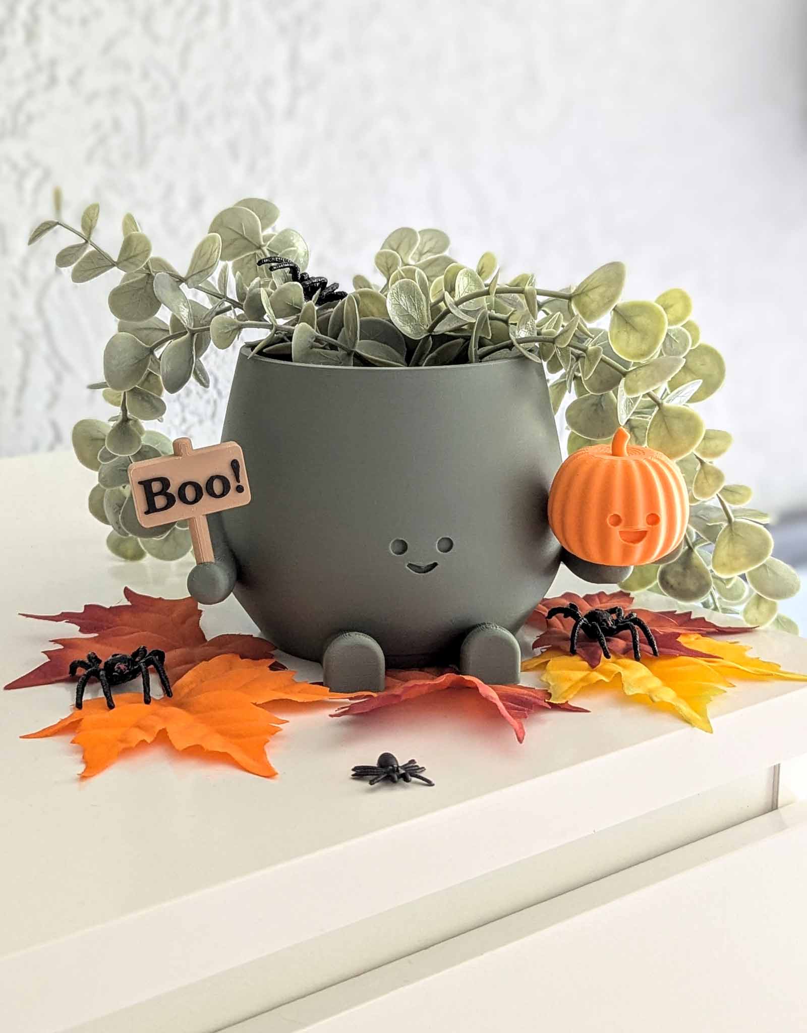 Happy Halloween plant pot