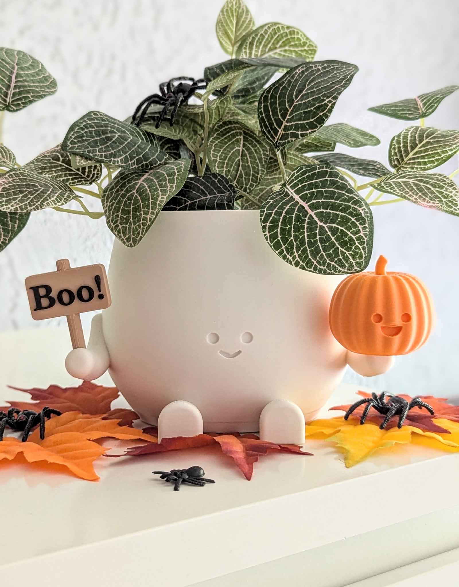Happy Halloween plant pot