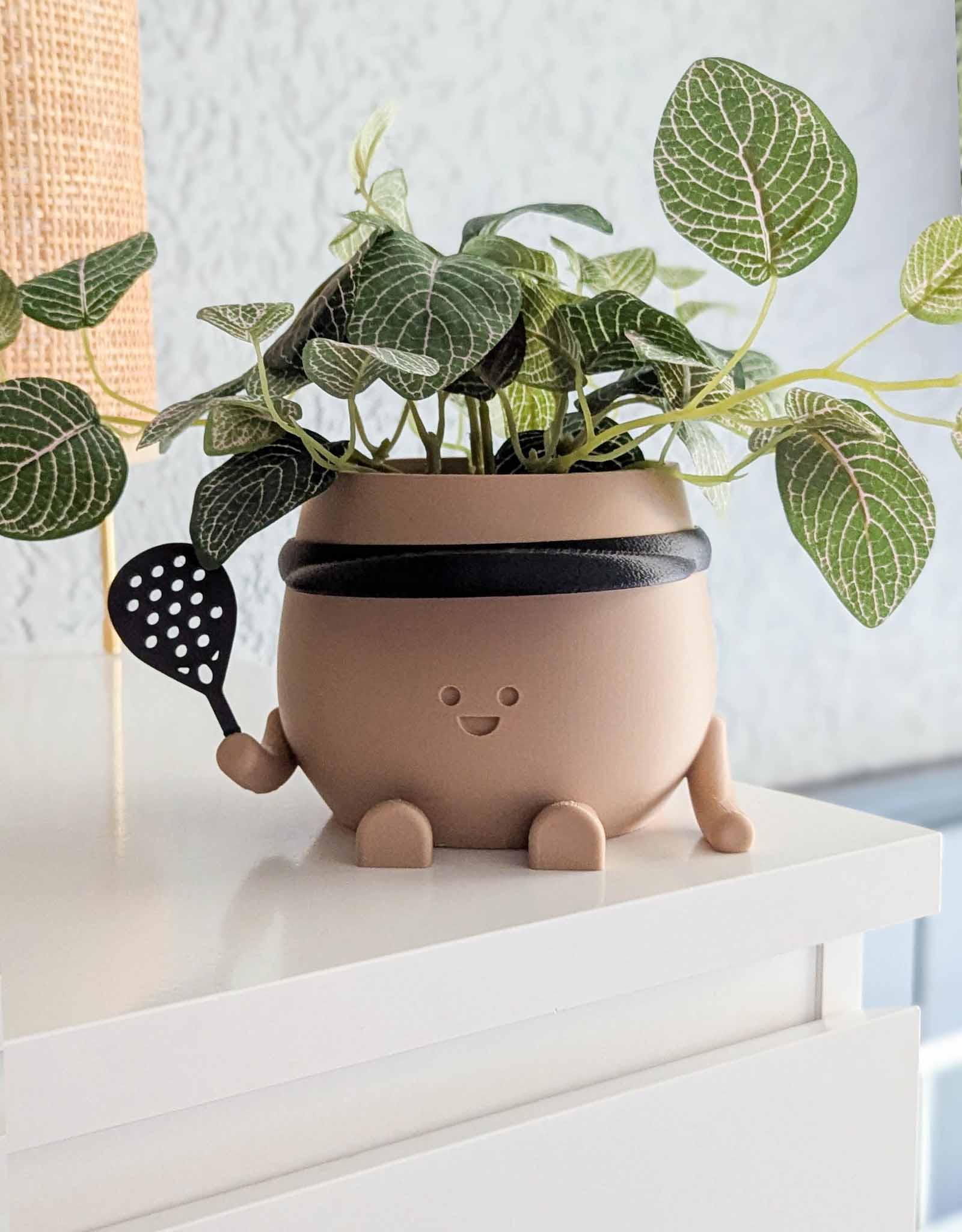 Happy padel plant pot