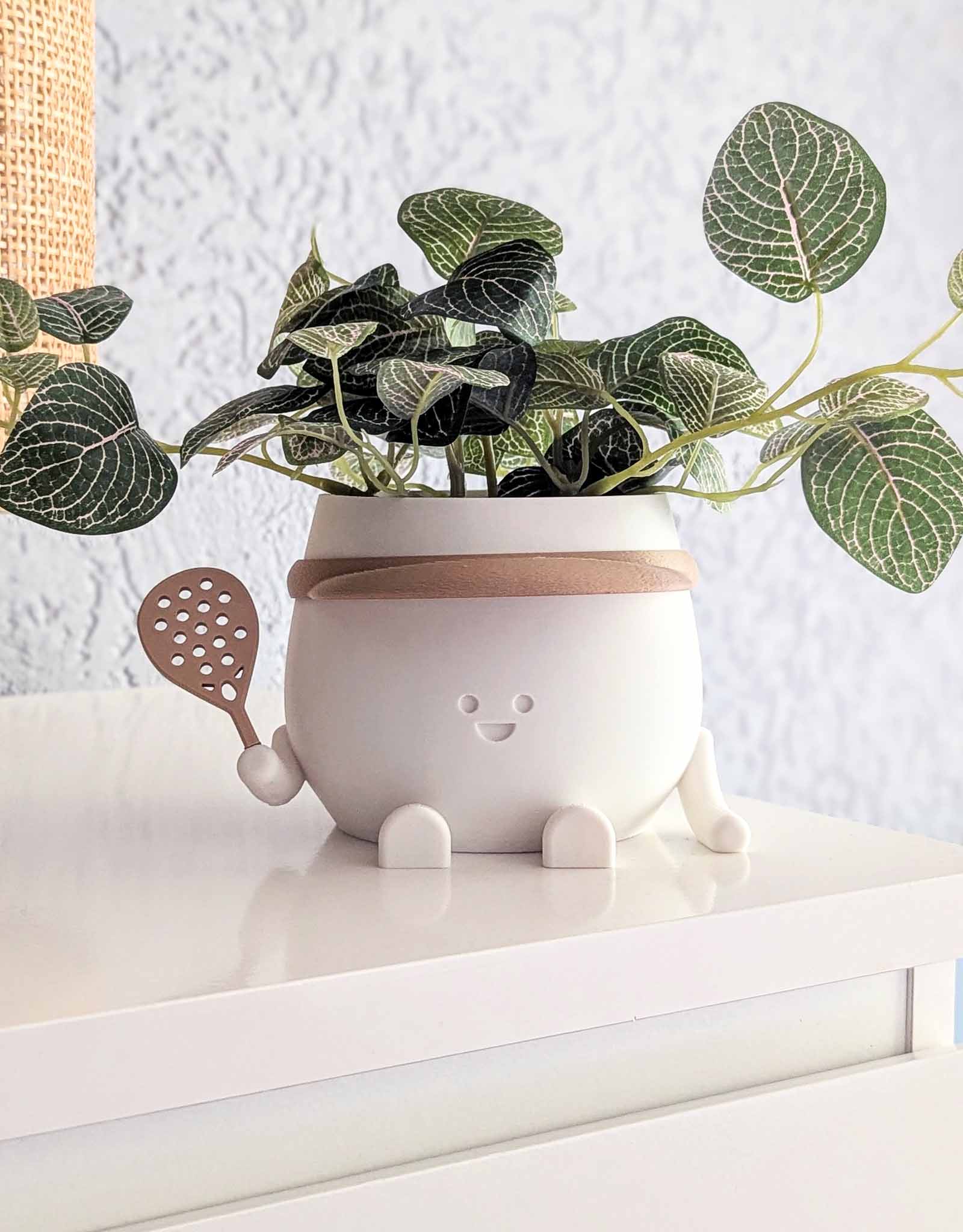 Happy padel plant pot