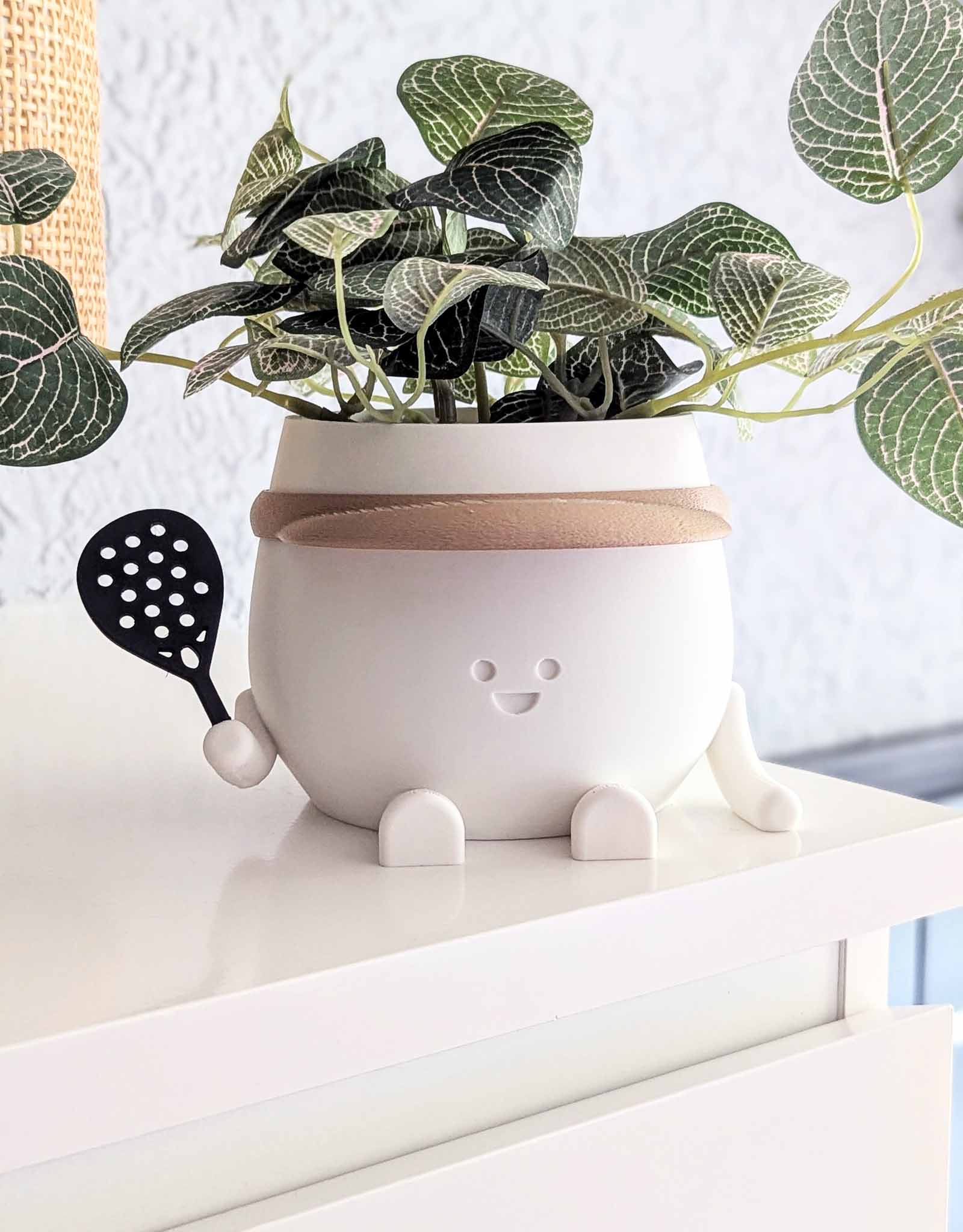 Happy padel plant pot