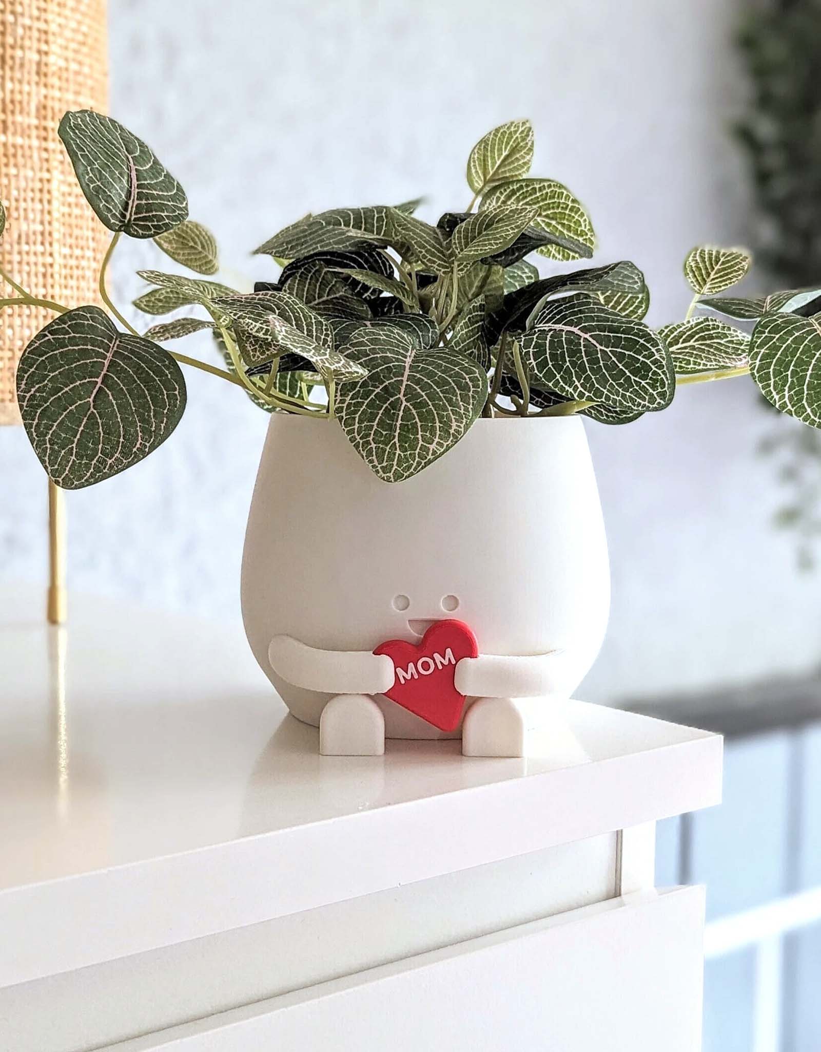 Happy plant pot personalized heart