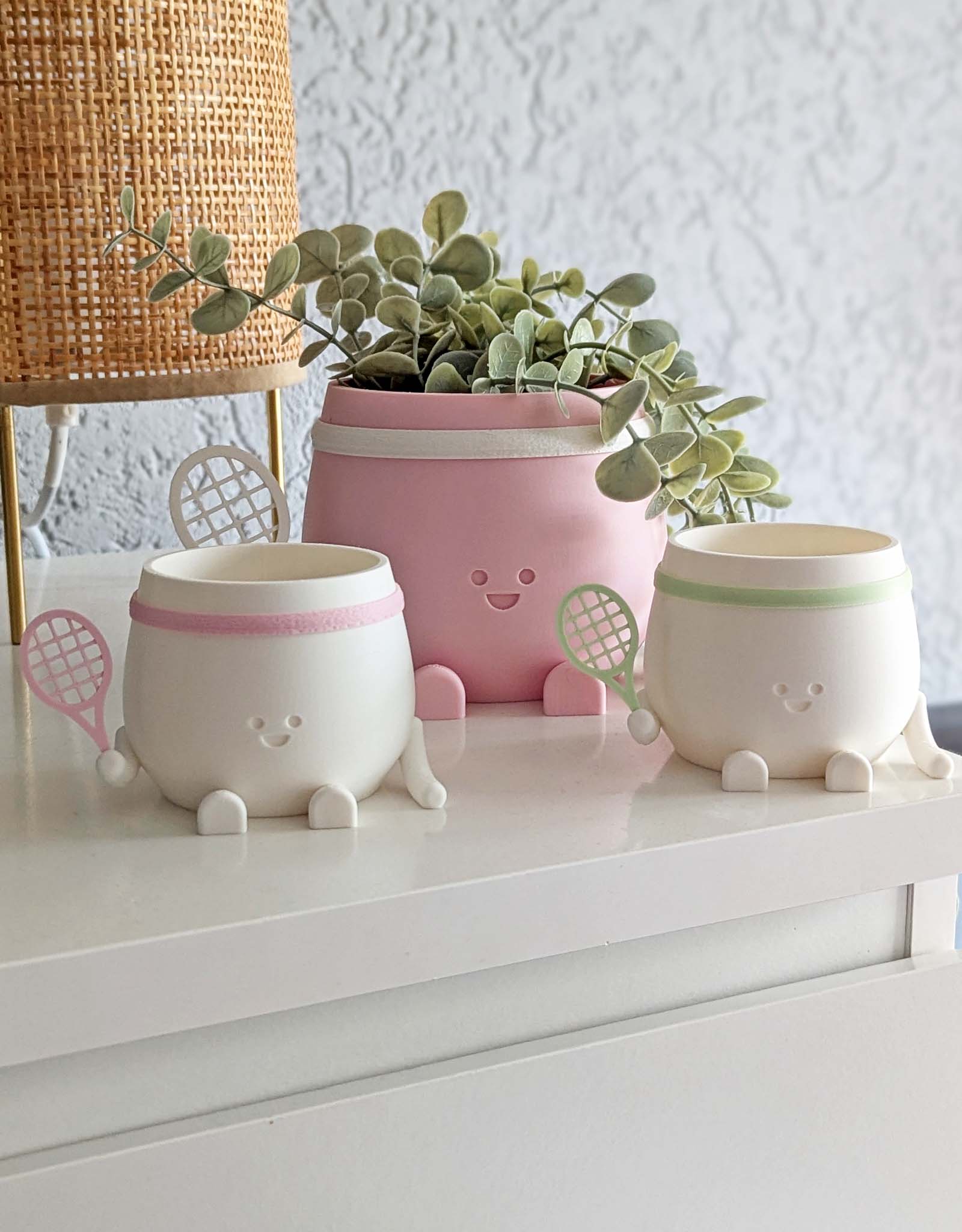 Happy tennis plant pot