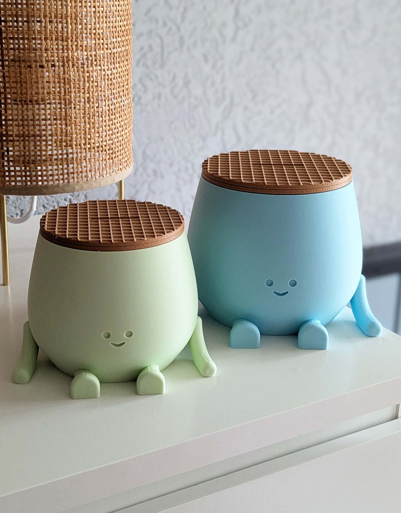 Happy stroopwafel piggy bank