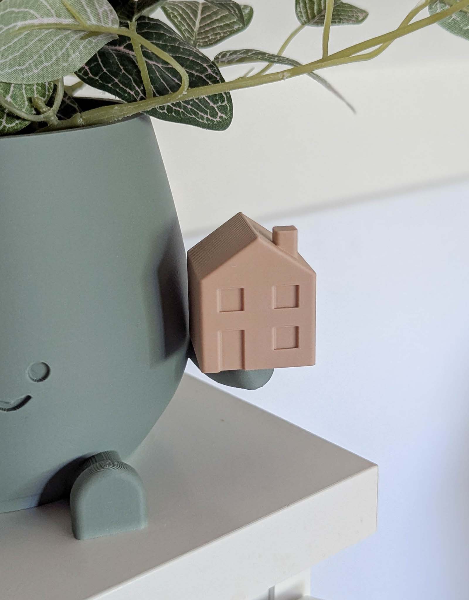 Happy new home plant pot