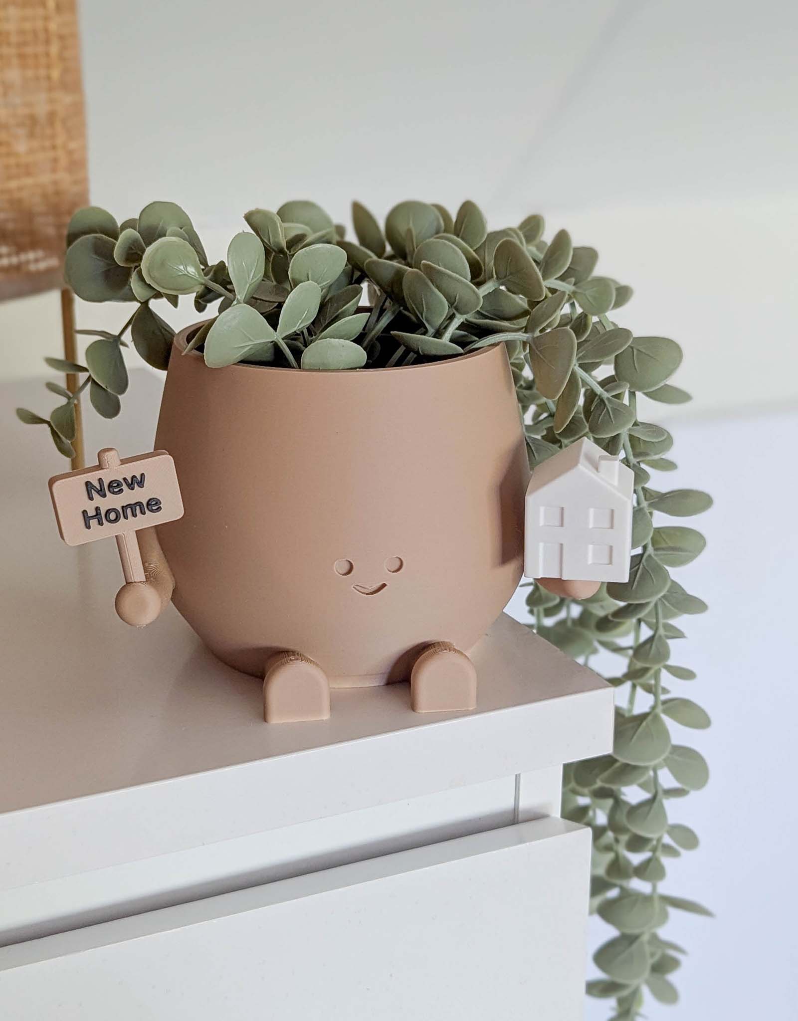 Happy new home plant pot
